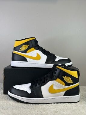 Air Jordan 1 Mid